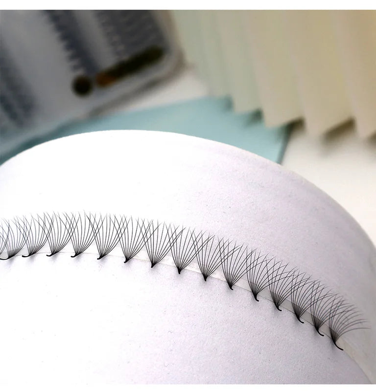 Premade Russian Volume Lash Extensions - Mixed C D Fans 8D 12D 14D 2000 Fans
