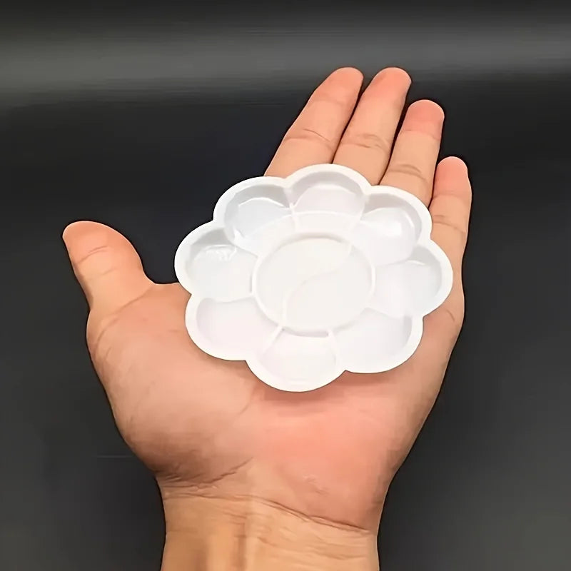 Mini Flower-Shaped Plastic Palette Set for Watercolor & Acrylic Painting - 30 Pack