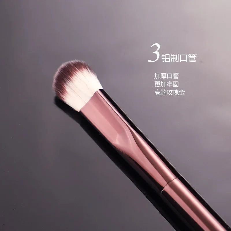 Angled Makeup Brush Set for Concealer and Eyeshadow - Professional Cosmetic Tool