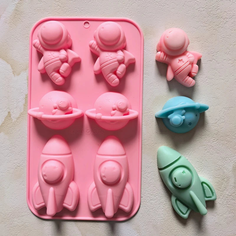Creative Rocket Astronaut Silicone Mold for Cakes and Desserts - Multiple Colors