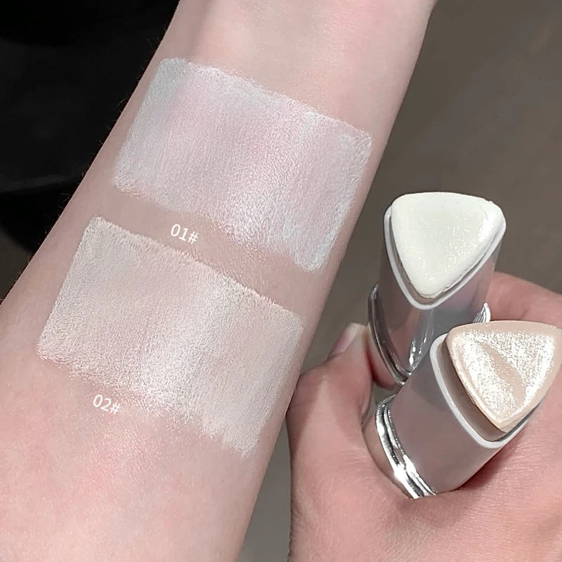 2-in-1 Color-Changing Foundation Stick - Lightweight Moisturizing Brightening