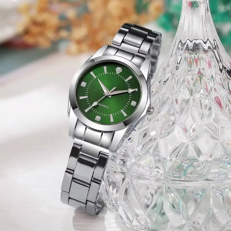 Fashion Rhinestone Women Watches Casual Quartz Wrist Watch - Multiple Colors