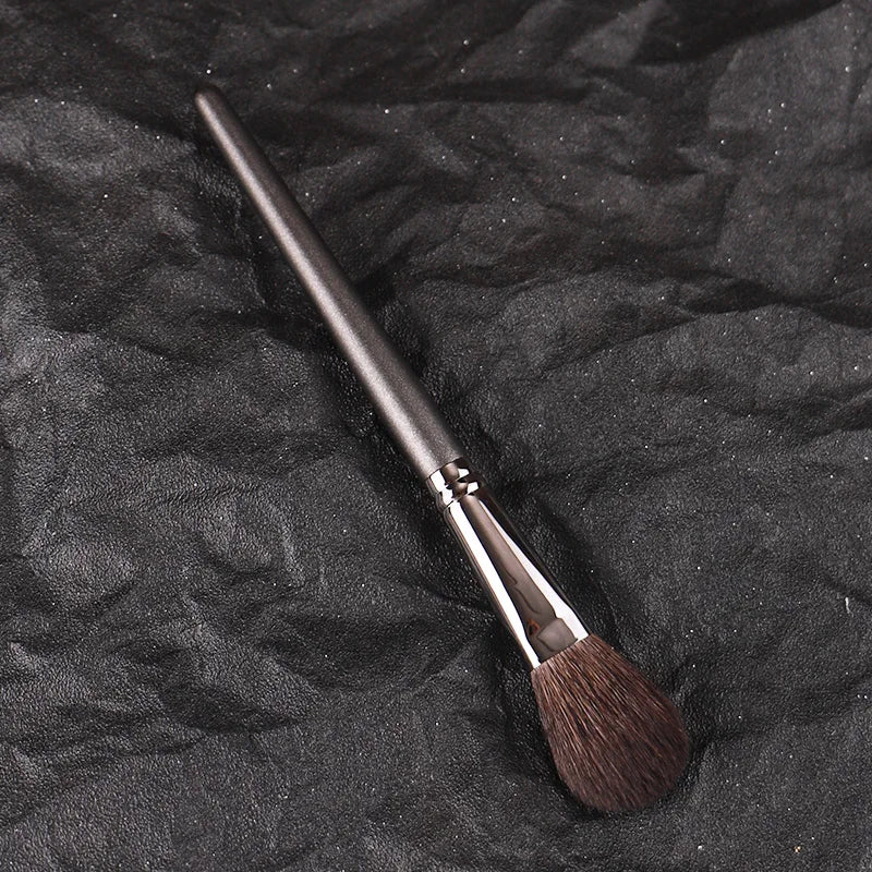 Piccasso Grey Makeup Brush - Small Loose Powder Brush with Soft Squirrel Hair