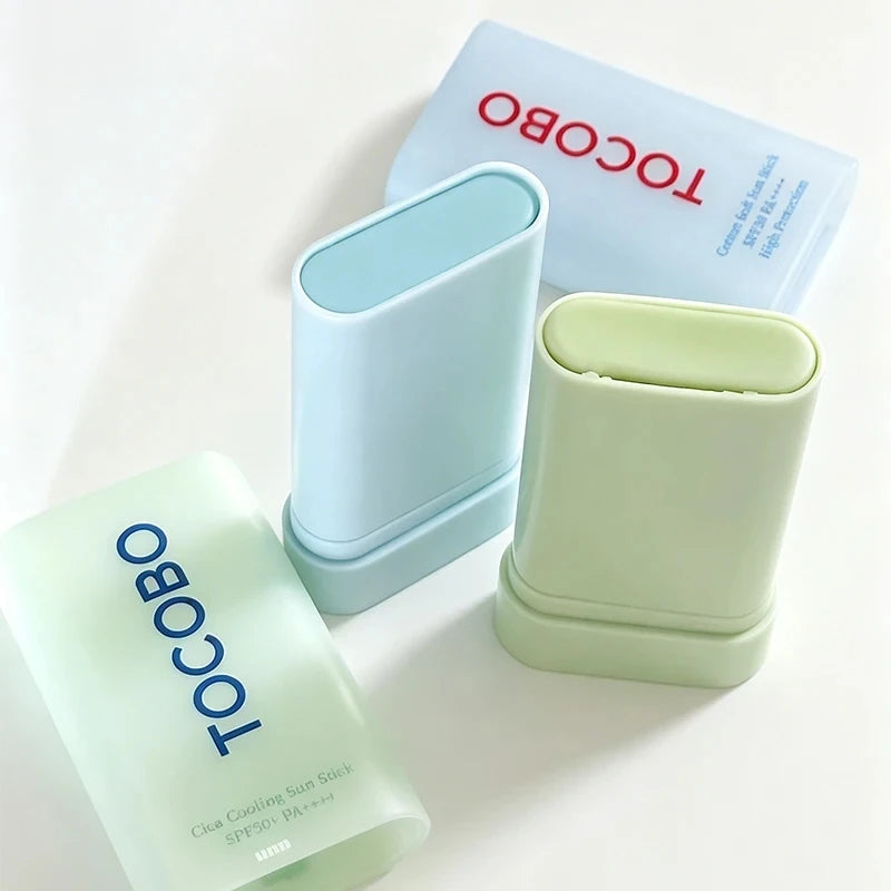 Waterproof Sunscreen Stick with Hydrating and Lightweight Texture for Outdoors
