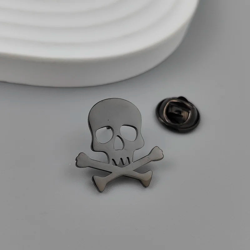 Gothic Skull Brooch Pin Punk Style Halloween Jewelry for Men Women
