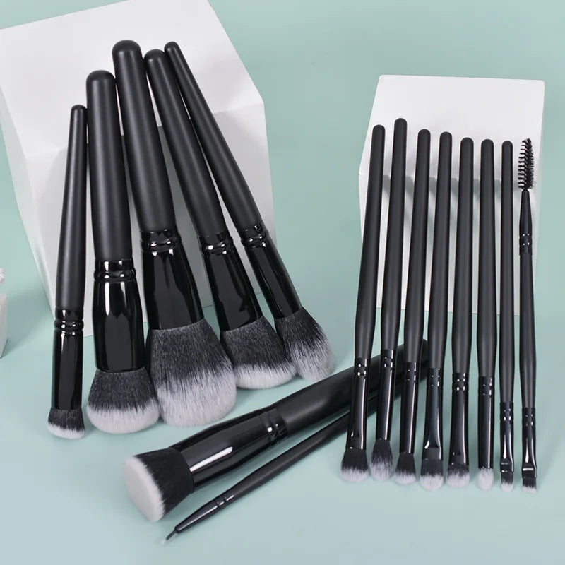 15pcs Makeup Brush Set with Synthetic Hair for Face & Eyes - Professional Cosmetic Tools