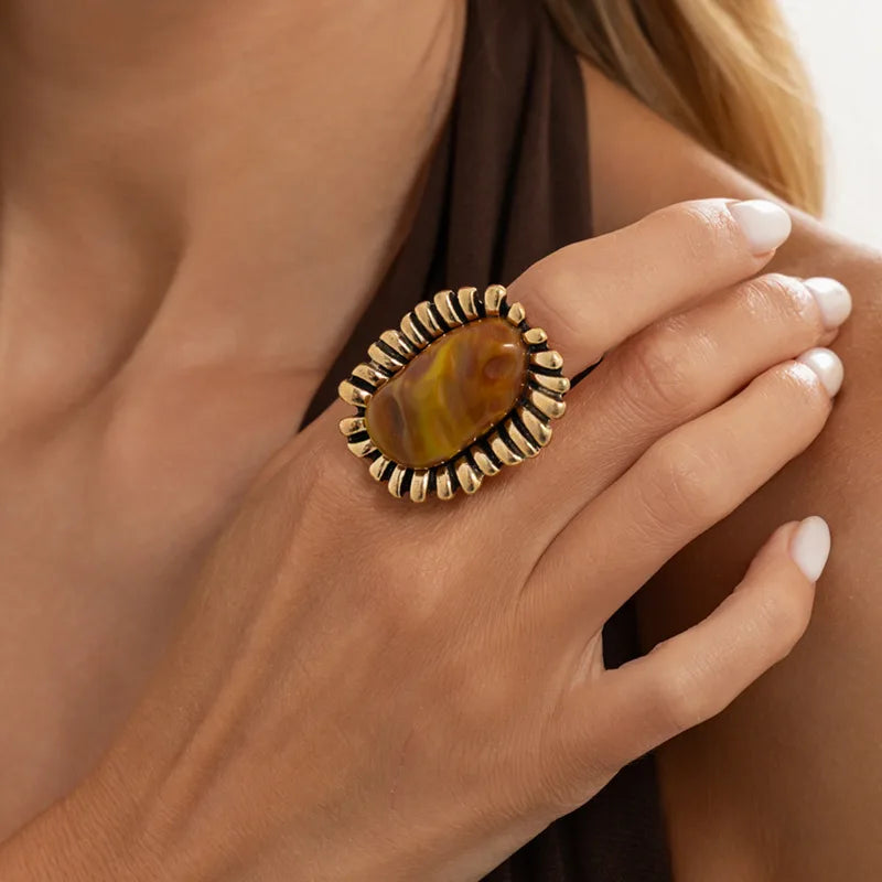 Vintage Resin Sunflower Chunky Ring for Women - Irregular Charm Jewelry
