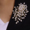 Elegant Pearl Flower Brooch Pin for Women Girls Fashion Jewelry Gift