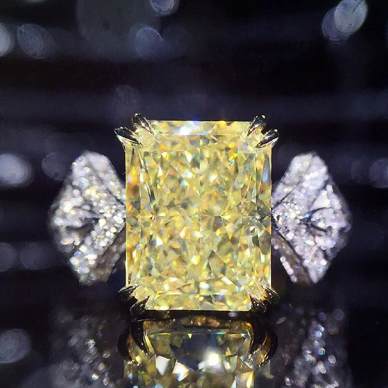 Elegant Women's Square Crystal Zirconia Ring - Wedding, Party & Fashion Jewelry