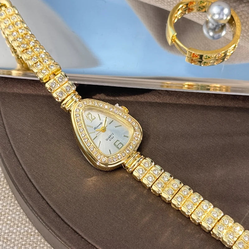 Luxury Women's Diamond-Set Snakehead Quartz Watch Alloy Case Bracelet - Multiple Colors