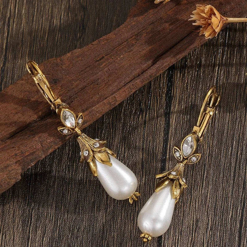 Vintage Water Droplet Pearl Earrings Ethnic Gold Carved Flower Dangle Jewelry for Women
