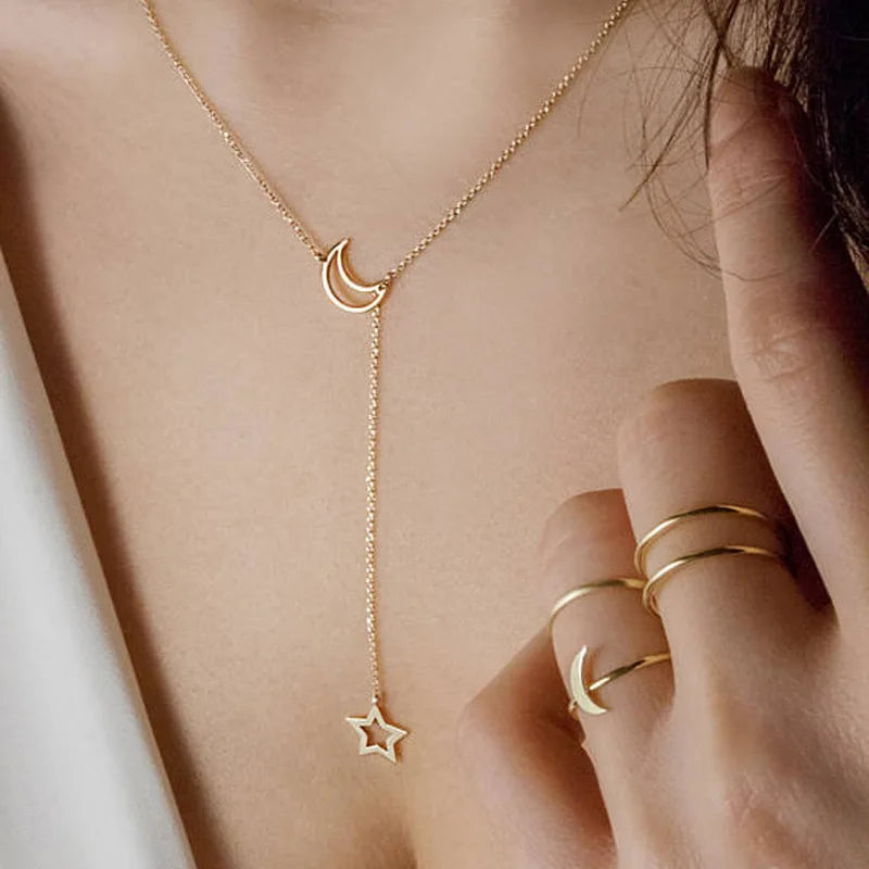 Simple Moon & Star Pendant Choker Necklace for Women Gold or Red-Brown Alloy Jewelry