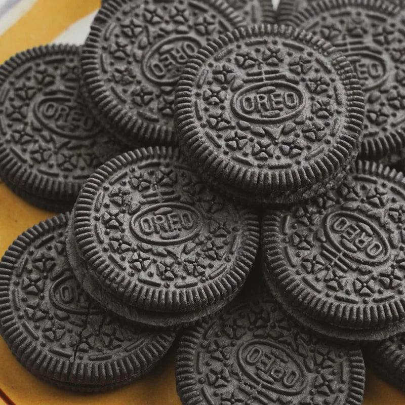 Oreo Sandwich Cookies 3.42oz Pack - Party Snacks & Casual Treats