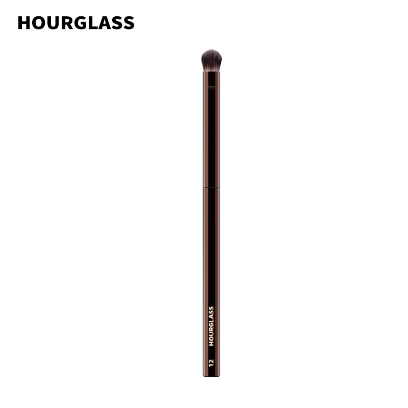 Eye Shadow Brush No.12 Beveled Makeup Brush Soft Skin-Friendly Fiber Hair Single Eye Makeup Tool