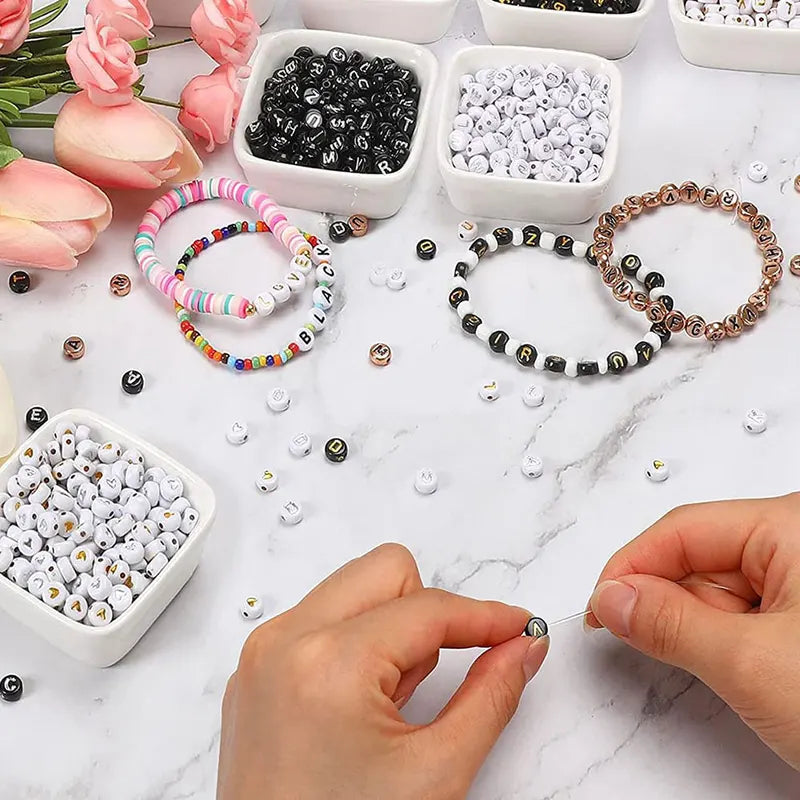 700pcs Colorful Acrylic Letter Beads for Jewelry Making DIY Friendship Bracelets