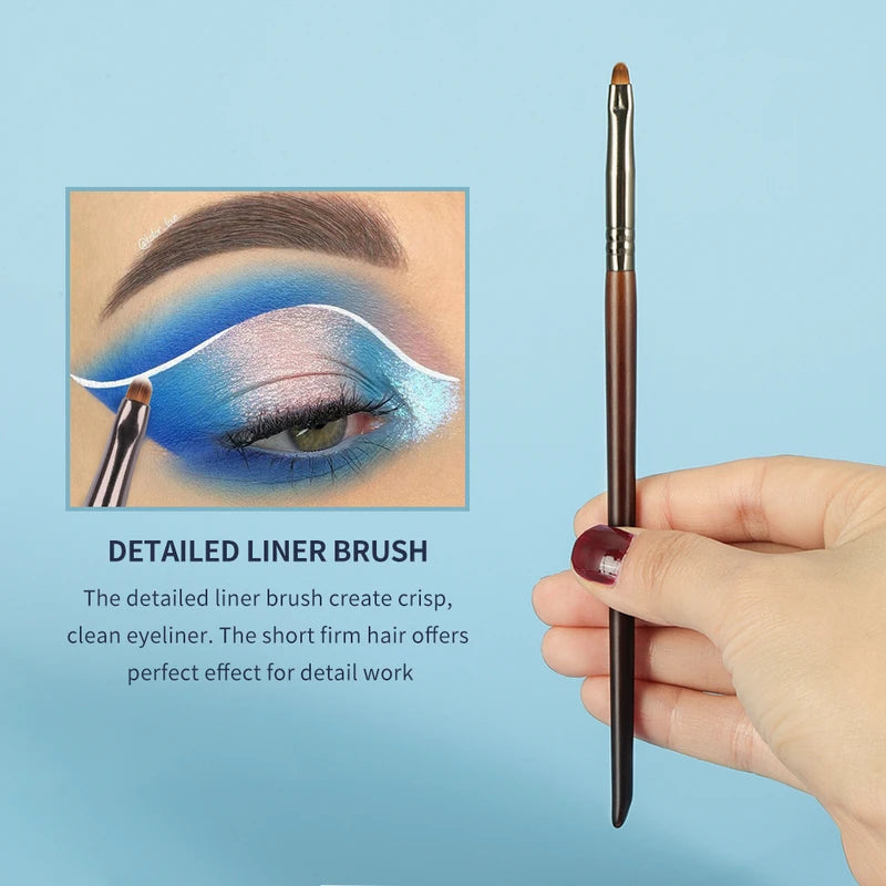Precision Eyeliner Brush - Synthetic Mini Makeup Liner Brush for Detailed Eye Makeup