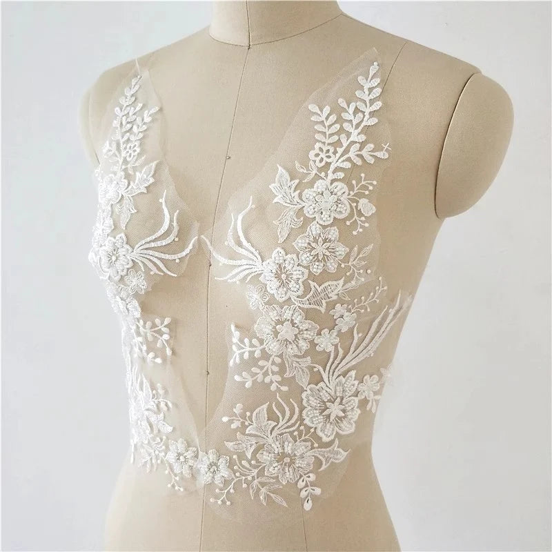 Wedding Dress Decorations with White Lace Flowers, 38x18cm, Pair