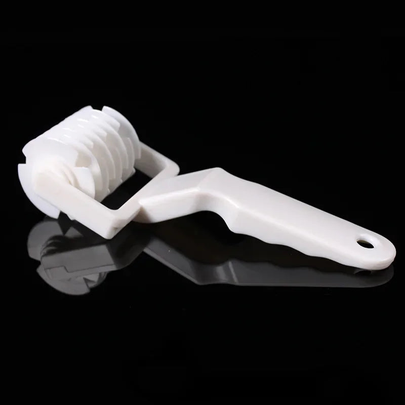 Pizza Lattice Roller Cutter Baking Tool for Dough and Pastry