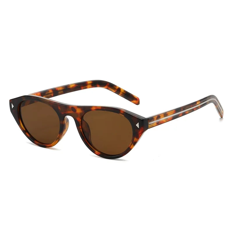 Small Cat Eye Sunglasses for Women Vintage Triangle Rivet Sun Glasses Ladies Elegant Leopard Shades