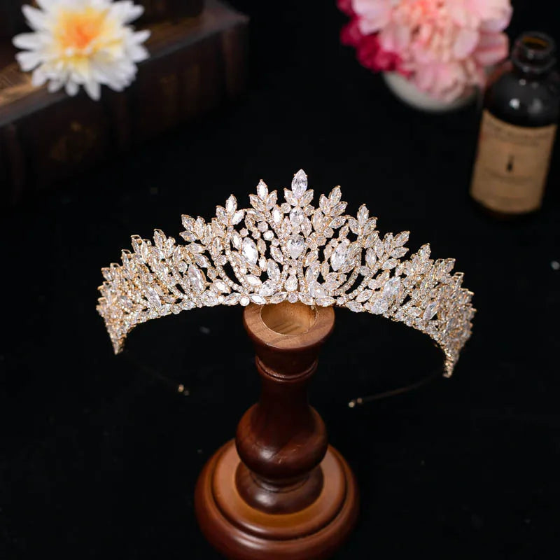 Luxury Bridal Tiara Crown for Wedding & Prom - Cubic Zirconia Headpiece