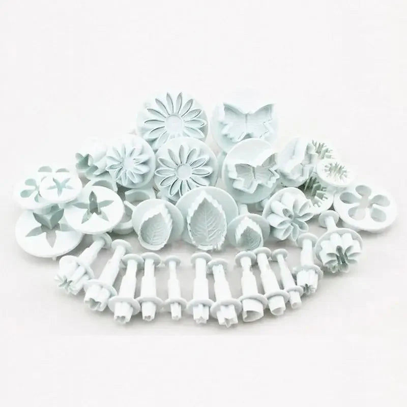 33PCS Fondant Cutter Set for Cake Decorating & Cookie Molds - DIY Baking Tools