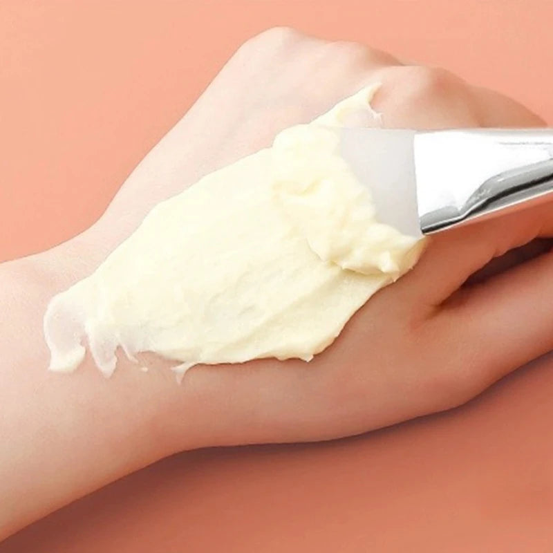 Silicone Mask Brush for Face Mask Application - Soft & Reusable Makeup Tool