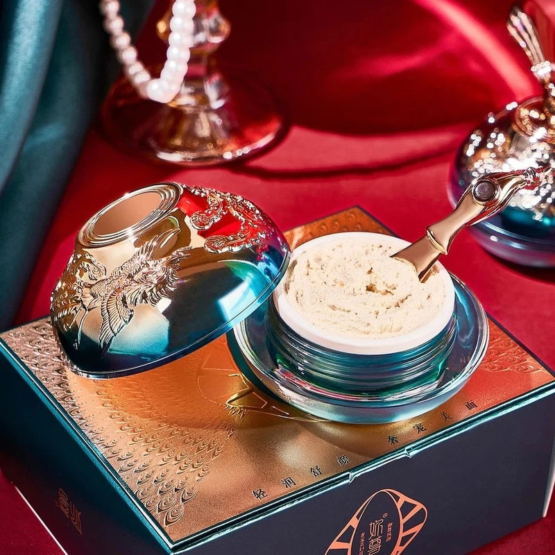 Luxury Pearl Face Cream for Skin Whitening and Deep Nourishment - Moisturizing Day Moisturizer