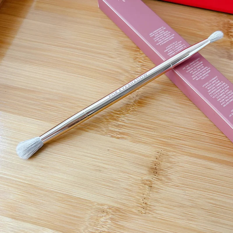 Dual Ended Eyeshadow Brush for Precise Blending and Application – Cream & Powder Makeup Tool