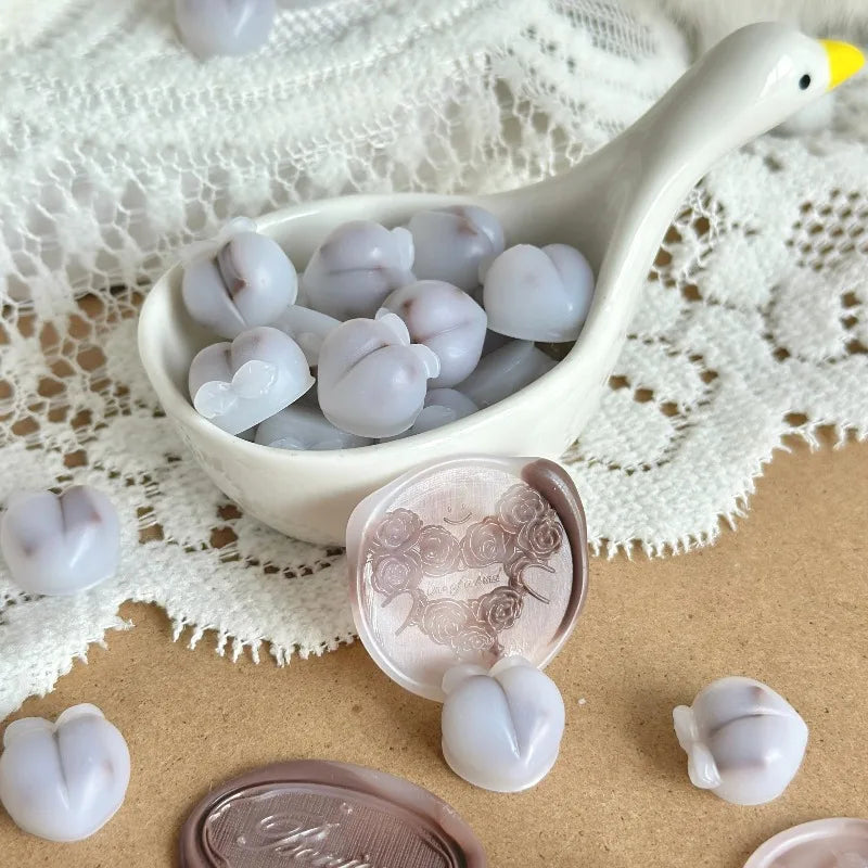 Peach-Shaped Enamel Wax Granules for Handmade Sealing & Invitation Envelopes