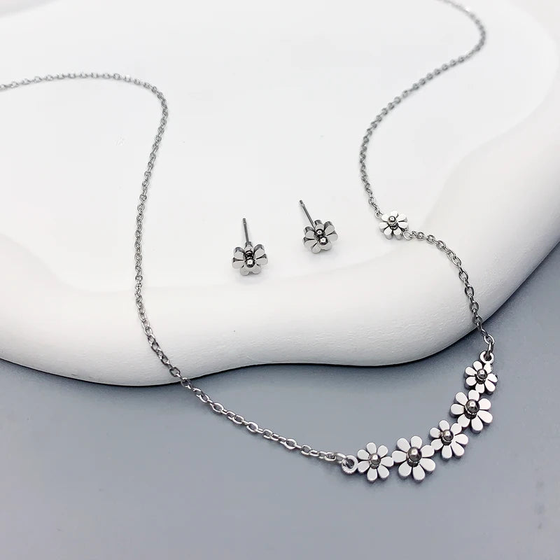 Sunflower Necklace Earrings Set for Women - Daisy Collarbone Chain Jewelry Gift