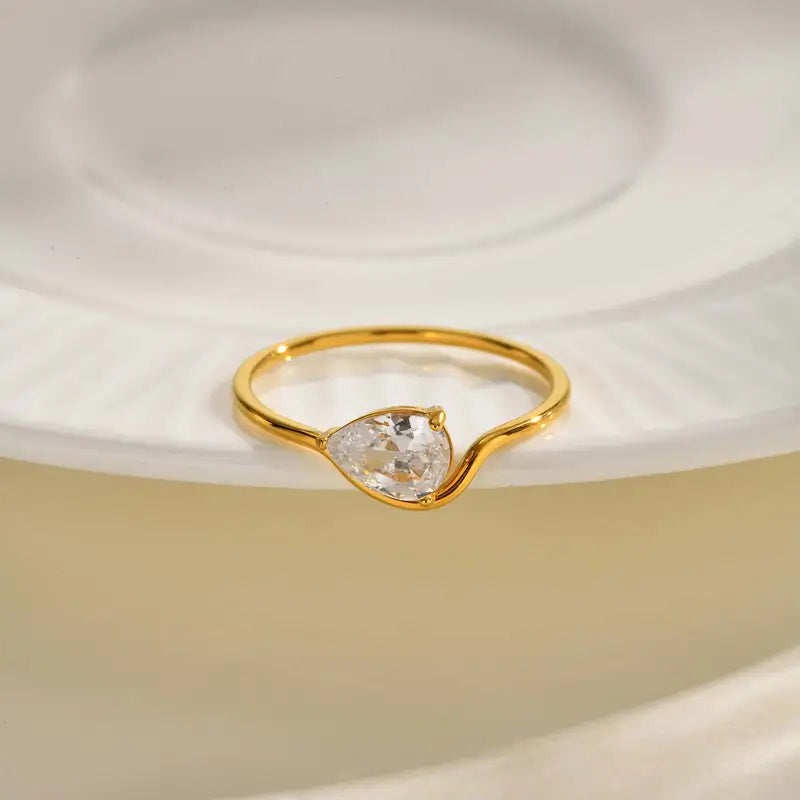 Minimalist Water Drop Zircon Women’s Ring - Gold Plated Stainless Steel Jewelry