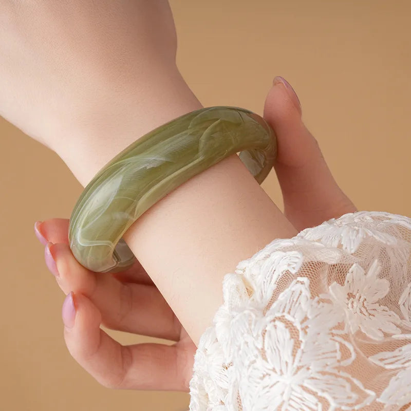 Minimalist Open Bangle for Women - Shiny Acrylic Jewelry, Elegant & Trendy