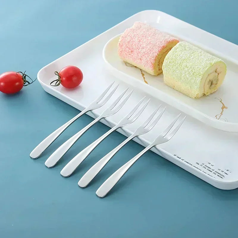13cm Stainless Steel Fruit Forks Set - Small Dessert Snack Cake Forks for Parties and Cafeterias