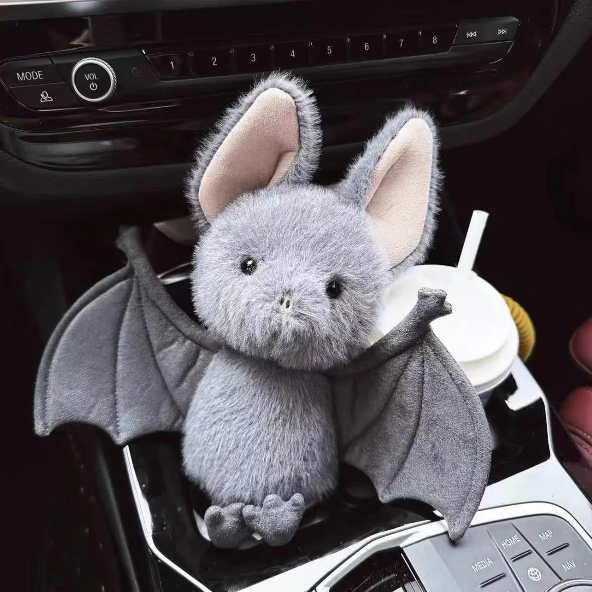 25cm Cartoon Bat Halloween Plush Pendant - Funny Animal Car Decoration