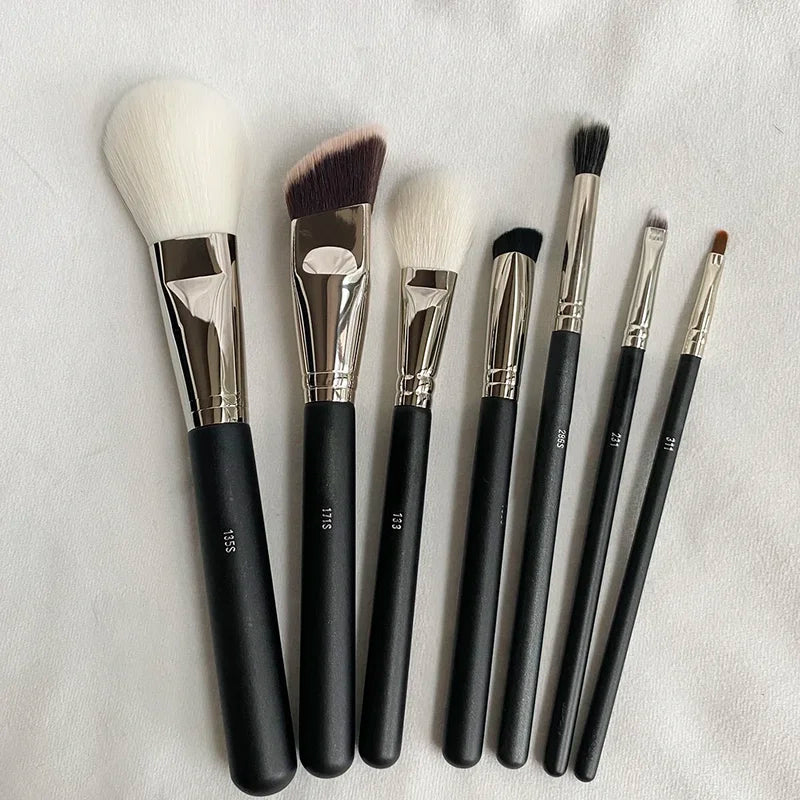 Makeup Brush Set with Powder, Foundation, Blush & Concealer Tools