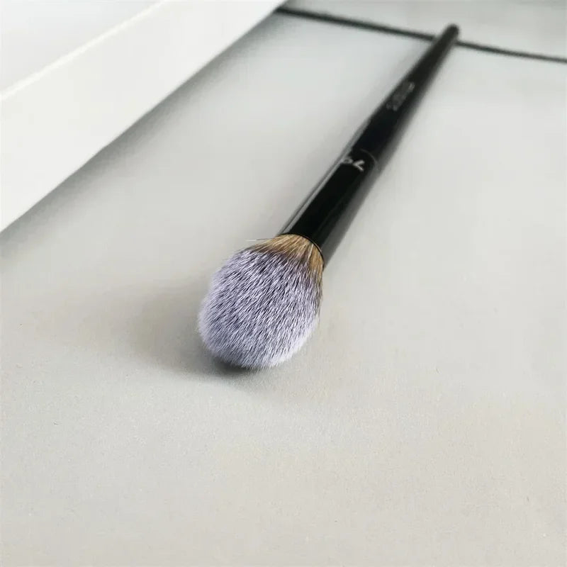 Powder Contour Brush - Soft Synthetic Tapered Makeup Brush for Sculpting & Blending