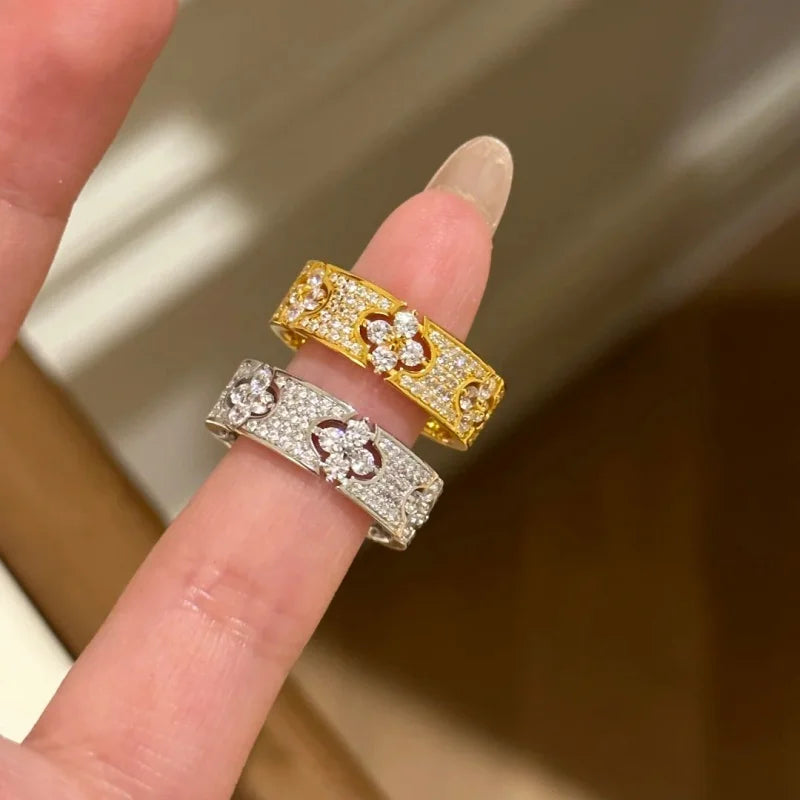 Fashion Adjustable Crystal Flower Ring for Women - Personalized Stainless Steel Jewelry