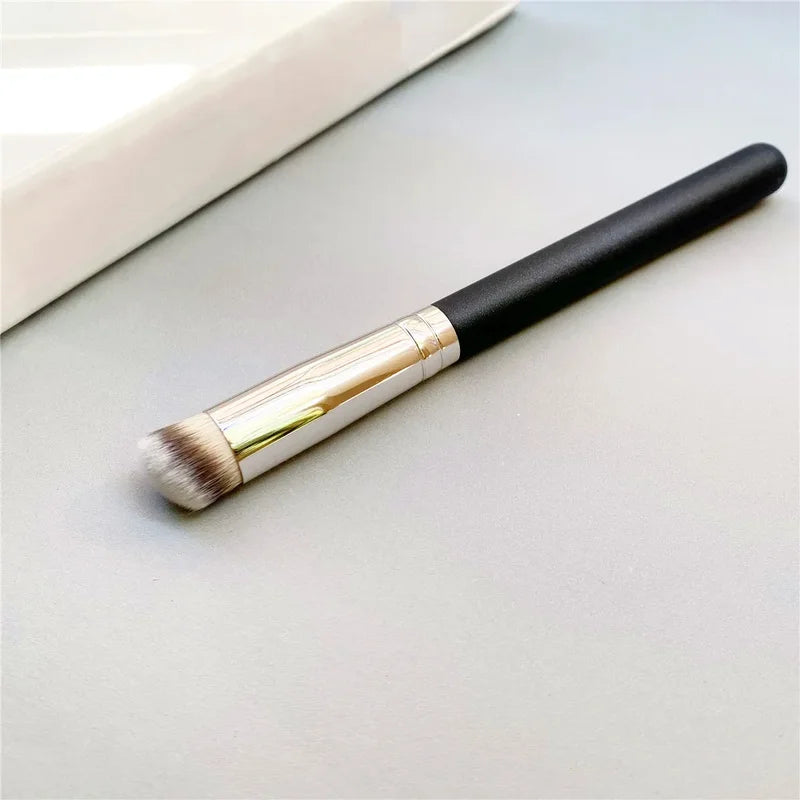 Slanted Foundation Concealer Makeup Brush Set 3 Pcs - Liquid & Cream Application