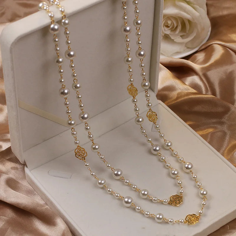 Vintage Lady Camellia Pearl Flower Necklace Double Layer Elegant Jewelry for Women