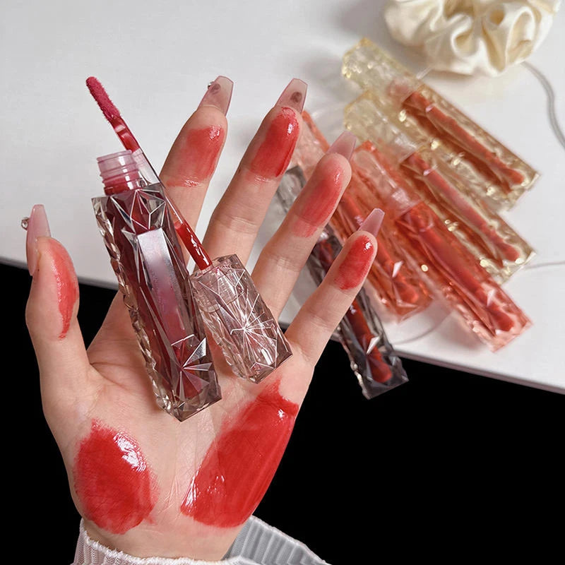 Long-Lasting Moisturizing Lip Gloss with Mirror Waterproof & Halo-Dyeing