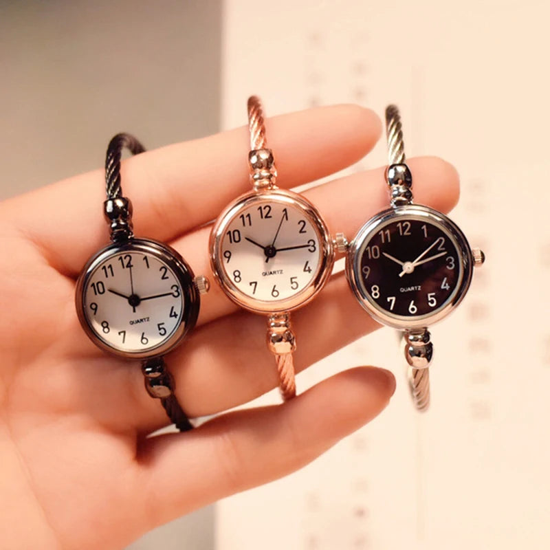 Elegant Women’s Gold Bracelet Watch with Small Dial and Quartz Movement