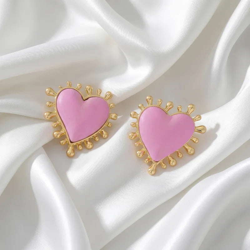 Vintage Sunburst Heart Stud Earrings for Women Romantic Jewelry for Daily Wear