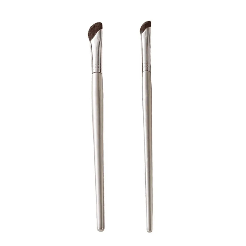 Nose Contour Brush - Angled Makeup Brush for Nose Shadow and Blending
