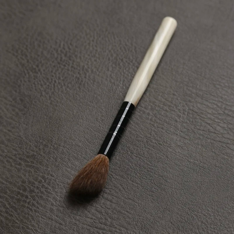 Qiaolianggong Red Squirrel Fur Makeup Brush for Face & Blush