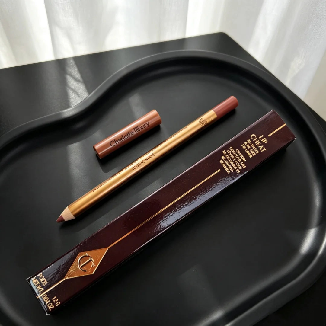 Makeup Gift Set with Lip & Face Primers and Illuminating Base – Christmas Gift for Her