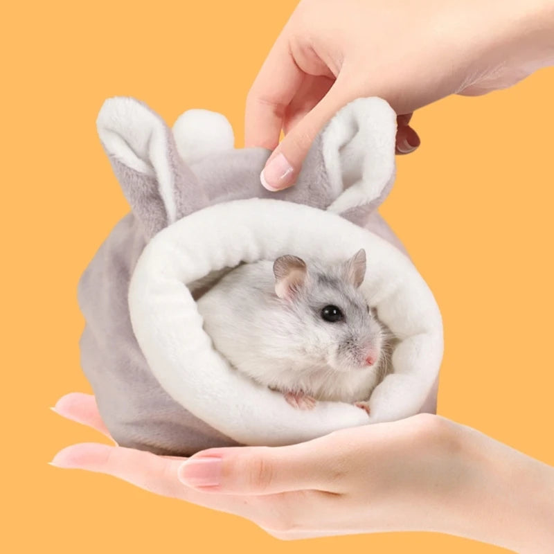 Winter Warm Small Pet Bed for Hamsters Guinea Pigs Squirrels & Birds