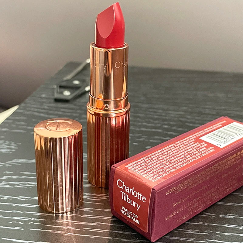 Long Lasting Matte Lipstick with High Pigment Velvet Finish for Women