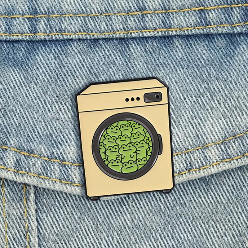 Frog Laundry Enamel Pins Cartoon Laundry Froggy Brooches Cute Jewelry Gift