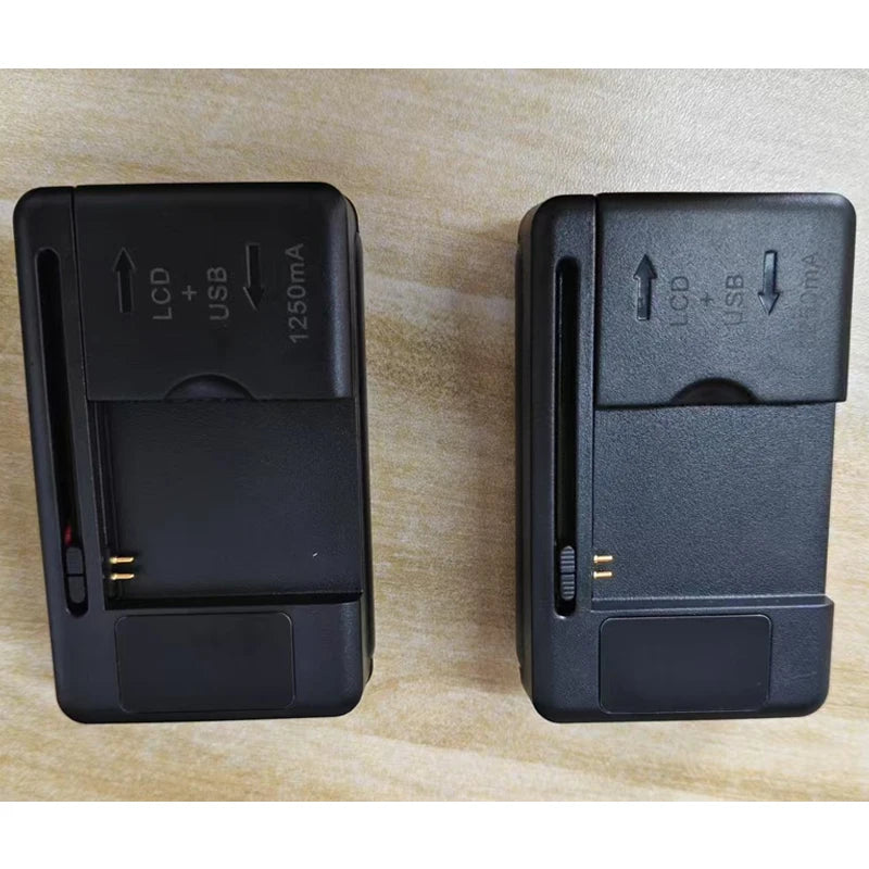 Universal 2-in-1 LCD Battery Charger for Mobile Phones 32-55mm Screen USB US/UK/EU Plug