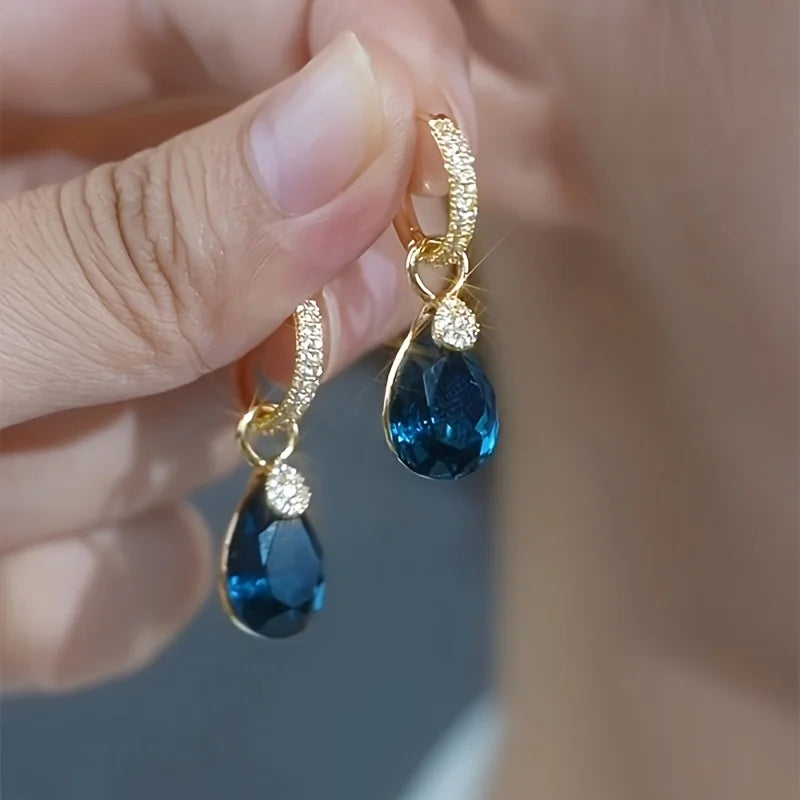 Retro Elegant Teardrop Pendant Earrings for Women - Versatile Jewelry Gift